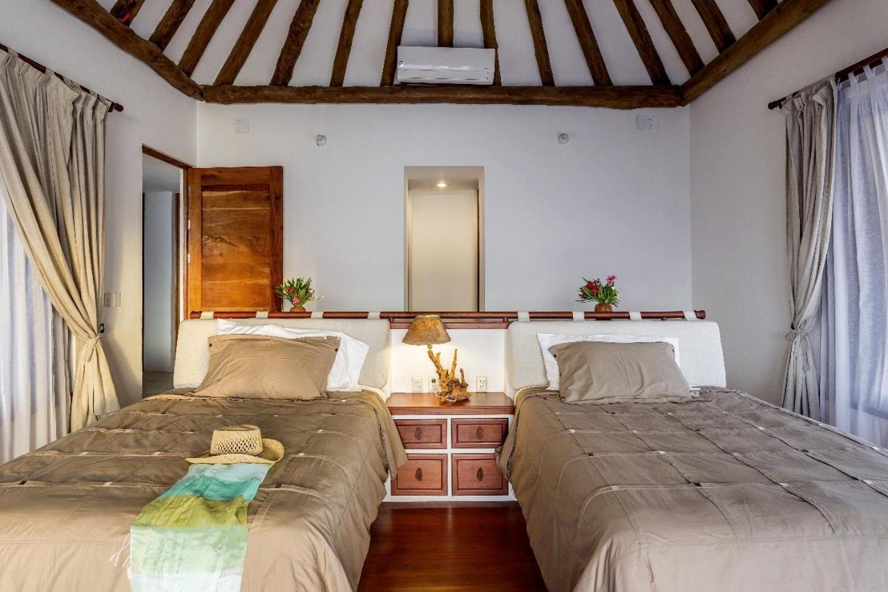 Dk Luxury Ocean Front Villa - Adults Only Остров Холбокс Экстерьер фото